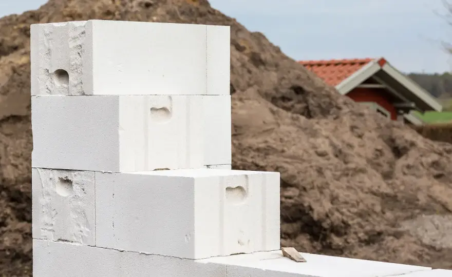 Porenbeton verputzen ohne Risse - So gelingt der Aufbau